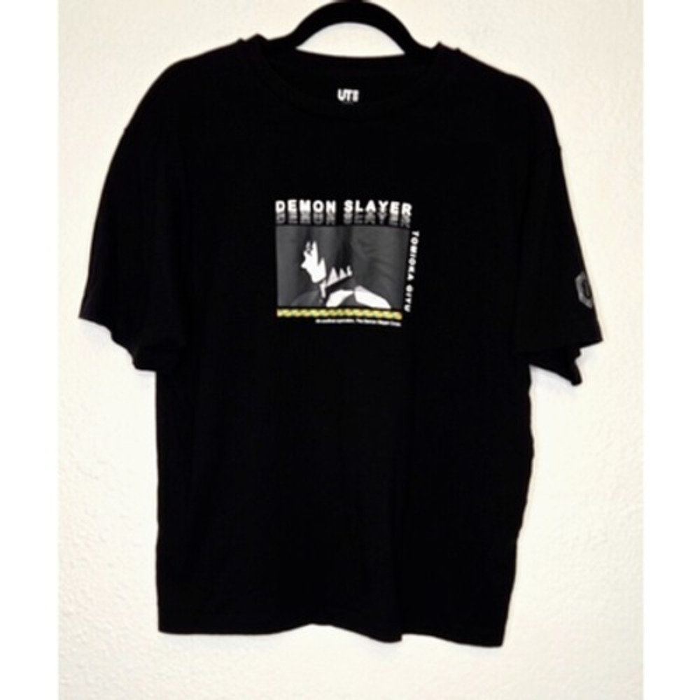 Uniqlo Demon Slayer T Shirt Mens Large Black Japanese Graphic Tomioka Giyu‎ Y2K